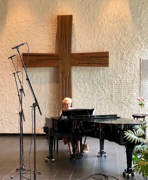 04 Betti Hildebrandt