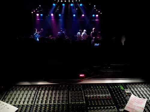 04 FOH for Rumpelorchester @ Dachstock Reithalle, ca. 2011